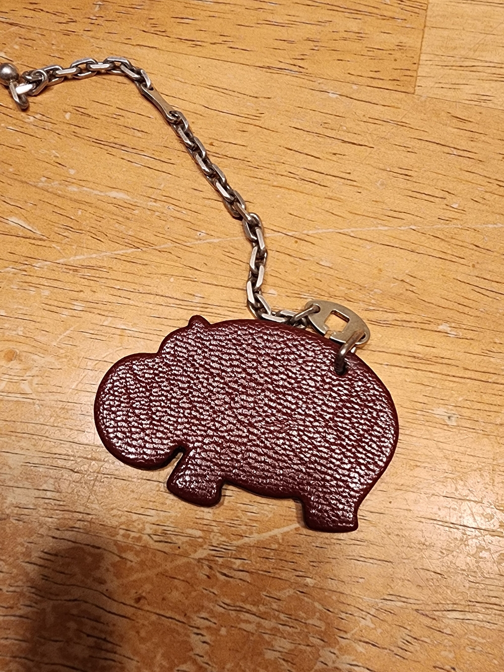 pre-owned Hermès Hippopotamus bag charm made of brown and red leather - Picture 2 of 9